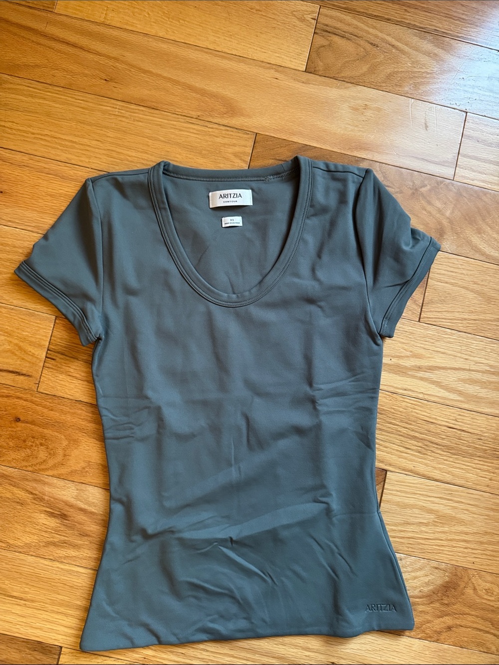 Aritzia Contour Top Sagesse Green